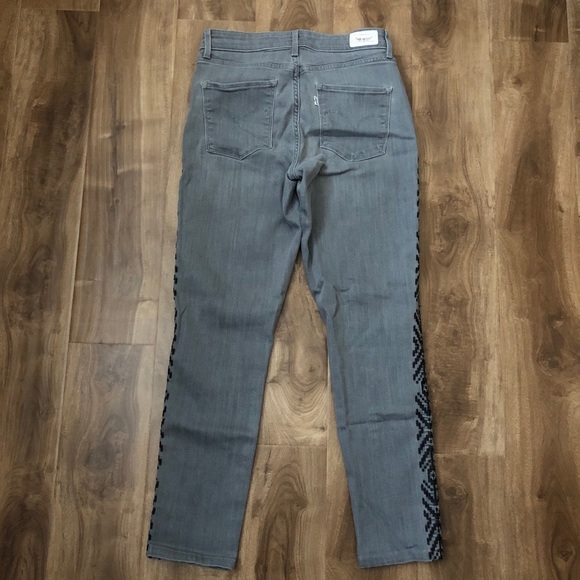 Levi's | Hi Rise Skinny Jeans - Grey - Picture 5 of 6